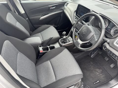 Suzuki S-Cross 1.4 Boosterjet 48V Hybrid Motion 5dr 19