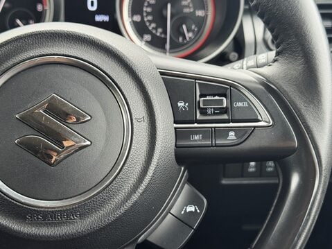 Suzuki Swift 1.2 Dualjet 83 12V Hybrid SZ5 5dr 26