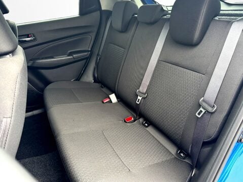 Suzuki Swift 1.2 Dualjet 83 12V Hybrid SZ5 5dr 33