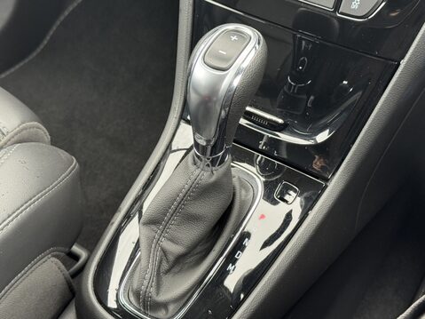 Vauxhall Mokka X 1.4T Elite 5dr 4WD Auto 23