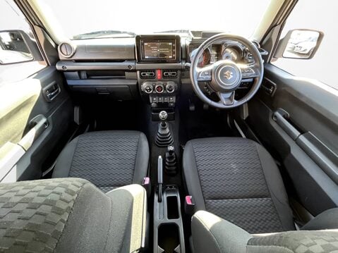 Suzuki Jimny 1.5 SZ5 ALLGRIP 3dr 16