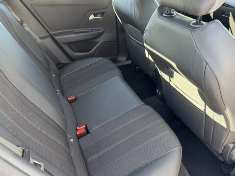 Vauxhall Mokka 1.2 Turbo 100 Elite Nav Premium 5dr 32