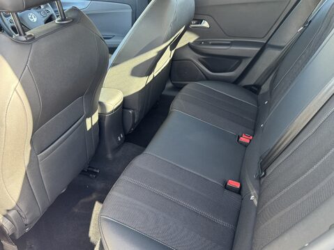 Vauxhall Mokka 1.2 Turbo 100 Elite Nav Premium 5dr 33