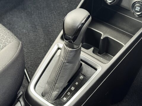 Suzuki Swift 1.2 Dualjet 83 12V Hybrid SZ5 5dr Auto 25