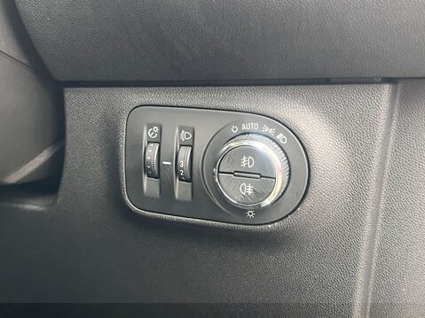 Vauxhall Corsa 1.4 Energy 5dr [AC] Auto 17
