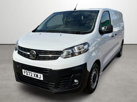 Vauxhall Vivaro 2700 1.5d 120PS Dynamic H1 Van 6