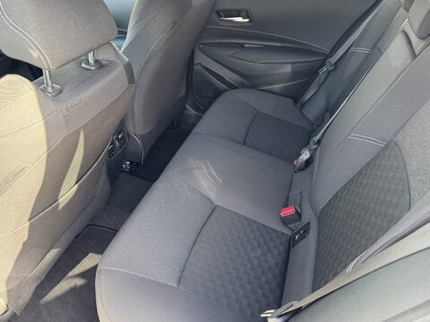 Suzuki Swace 1.8 Hybrid Ultra 5dr CVT 32