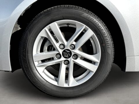 Suzuki Swace 1.8 Hybrid Ultra 5dr CVT 14