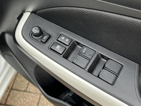 Suzuki Swift 1.0 Boosterjet SZ5 5dr Auto 15