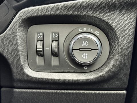 Vauxhall Corsa 1.2 Turbo Elite Nav Premium 5dr Auto 31