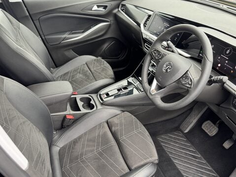 Vauxhall Grandland 1.2 Hybrid [136] Ultimate 5dr e-DCT6 20