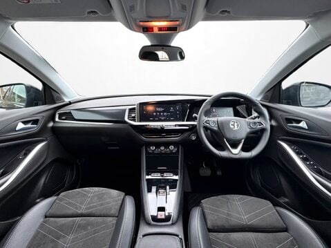 Vauxhall Grandland 1.2 Hybrid [136] Ultimate 5dr e-DCT6 16