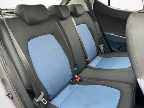 Hyundai i10 1.2 SE 5dr 29