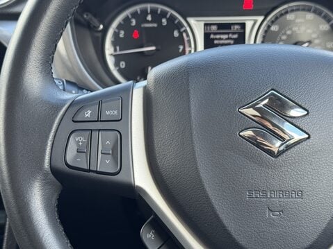 Suzuki Vitara 1.6 SZ5 5dr 28