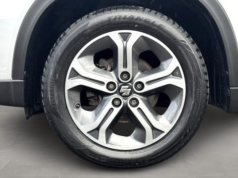 Suzuki Vitara 1.6 SZ5 5dr 14