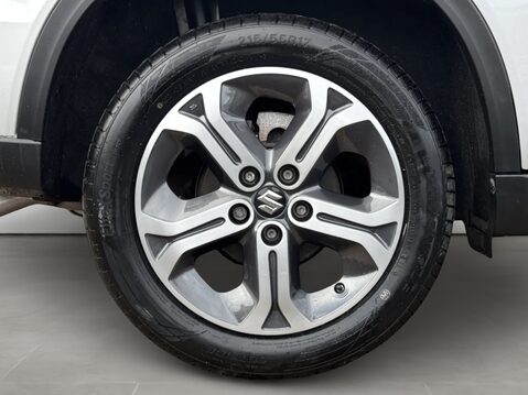 Suzuki Vitara 1.6 SZ5 5dr 11