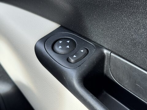 Fiat 500 1.0 Mild Hybrid Dolcevita [Part Leather] 3dr 29