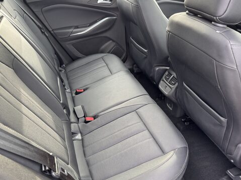 Vauxhall Grandland X 1.2 Turbo Elite Nav 5dr 31