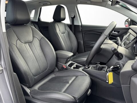 Vauxhall Grandland X 1.2 Turbo Elite Nav 5dr 17