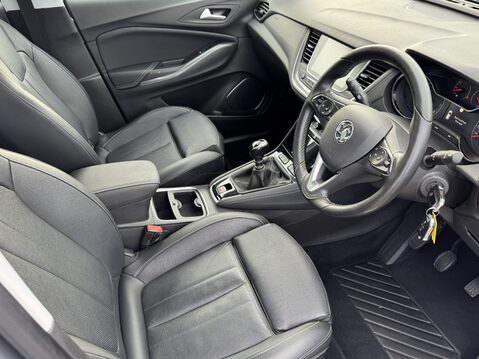 Vauxhall Grandland X 1.2 Turbo Elite Nav 5dr 18