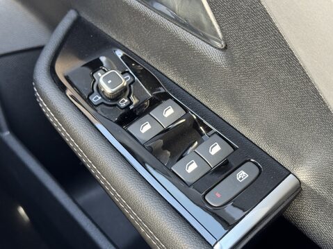 Vauxhall Astra 1.2 Turbo 130 GS 5dr 28