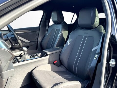 Vauxhall Astra 1.2 Turbo 130 GS 5dr 19