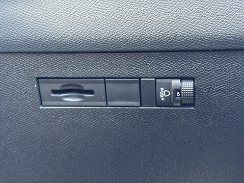 Vauxhall Astra 1.2 Turbo 130 GS 5dr 27