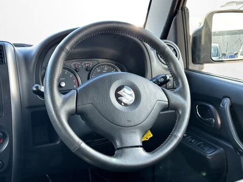 Suzuki Jimny 1.3 VVT SZ4 3dr 17