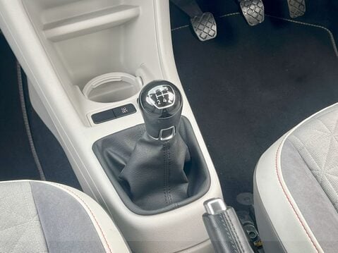 Volkswagen Up 1.0 Up Beats 5dr 23