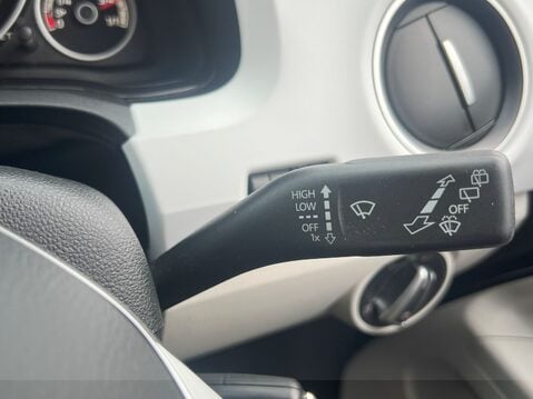 Volkswagen Up 1.0 Up Beats 5dr 22