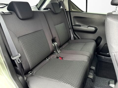 Suzuki Ignis 1.2 Dualjet 12V Hybrid SZ5 5dr CVT 32