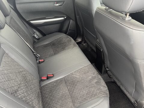 Suzuki Vitara 1.5 Hybrid SZ5 ALLGRIP 5dr AGS 32