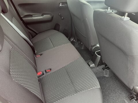 Suzuki Ignis 1.2 Dualjet SHVS SZ3 5dr 29