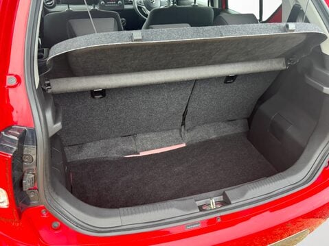 Suzuki Ignis 1.2 Dualjet SHVS SZ3 5dr 33