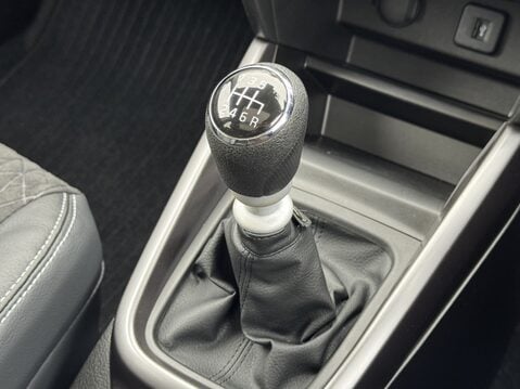 Suzuki Vitara 1.4 Boosterjet 48V Hybrid SZ5 5dr 26