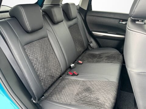 Suzuki Vitara 1.4 Boosterjet 48V Hybrid SZ5 5dr 33