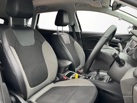 Vauxhall Grandland X 1.2 Turbo Sport Nav 5dr 15