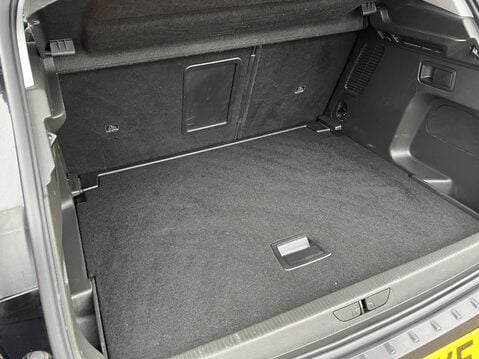 Vauxhall Grandland X 1.2 Turbo Sport Nav 5dr 37