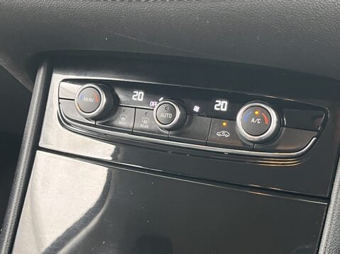 Vauxhall Grandland X 1.2 Turbo Sport Nav 5dr 32