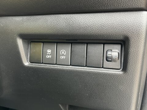 Suzuki Swift 1.2 Dualjet SHVS SZ-T 5dr 19