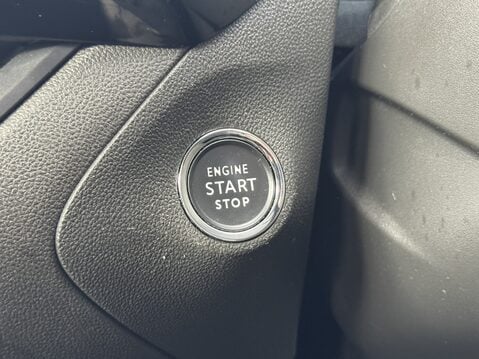 Vauxhall Grandland 1.2 Turbo Elite 5dr 29