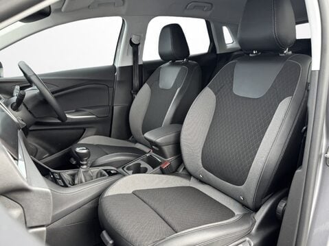 Vauxhall Grandland 1.2 Turbo Elite 5dr 19