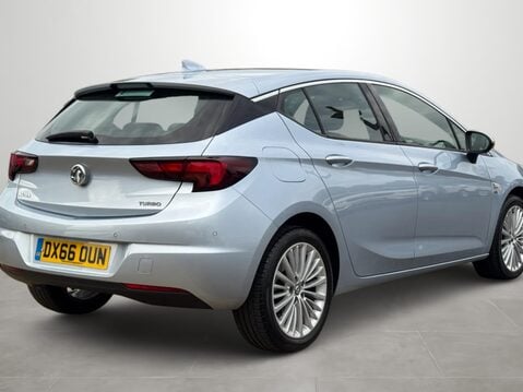 Vauxhall Astra 1.4T 16V 150 Elite Nav 5dr 9