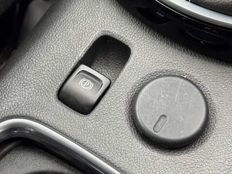 Vauxhall Astra 1.4T 16V 150 Elite Nav 5dr 25