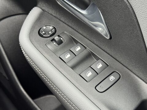 Vauxhall Mokka 1.2 Turbo 100 Elite Edition 5dr 27