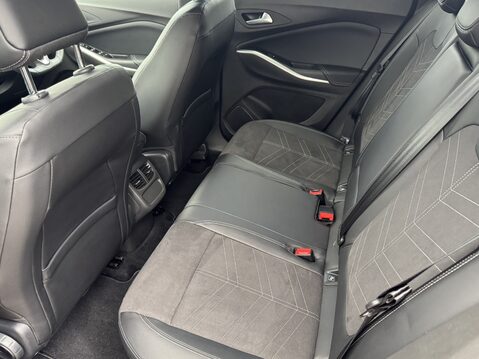 Vauxhall Grandland 1.2 Turbo Ultimate 5dr 34