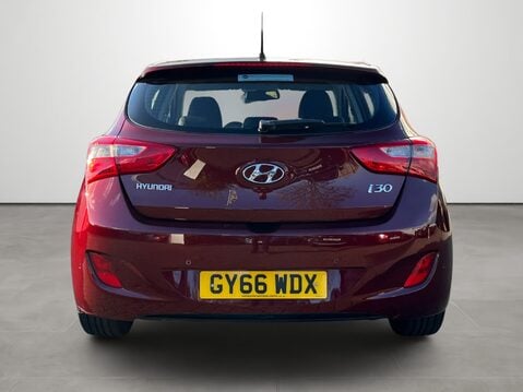 Hyundai i30 1.4 Blue Drive SE 5dr 8