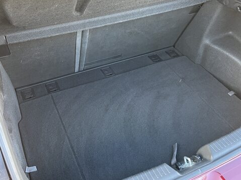 Hyundai i30 1.4 Blue Drive SE 5dr 32