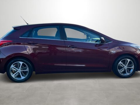 Hyundai i30 1.4 Blue Drive SE 5dr 10