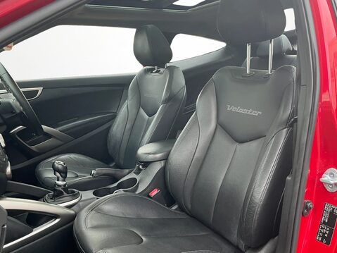 Hyundai Veloster 1.6 GDi Sport 4dr 15